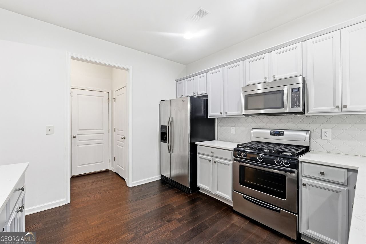 5875 WEDDINGTON Cumming - 11