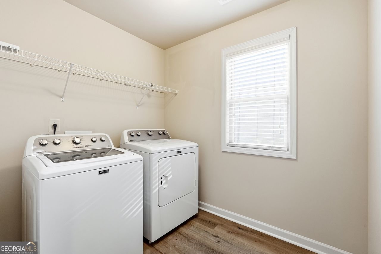 5875 WEDDINGTON Cumming - 25