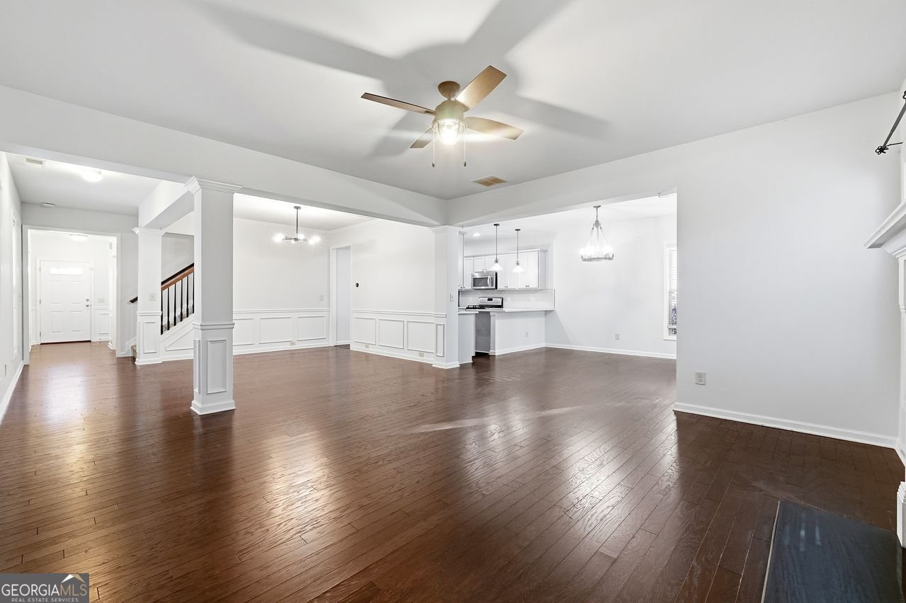 5875 WEDDINGTON Cumming - 8