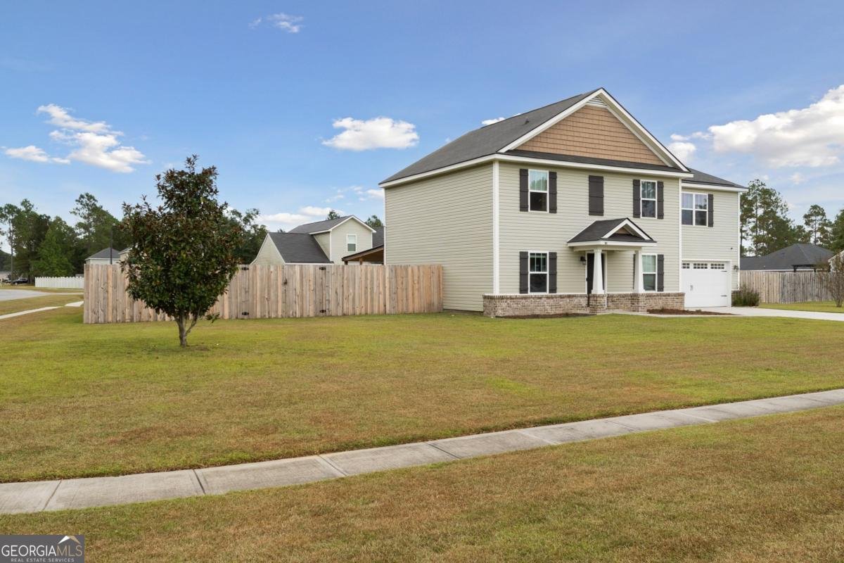 101 Black Pine Drive Springfield - 1