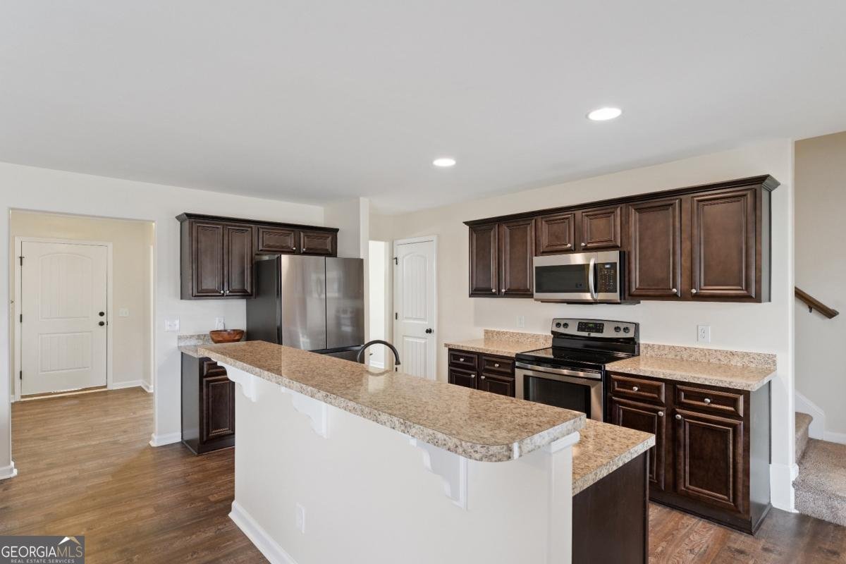 101 Black Pine Drive Springfield - 6