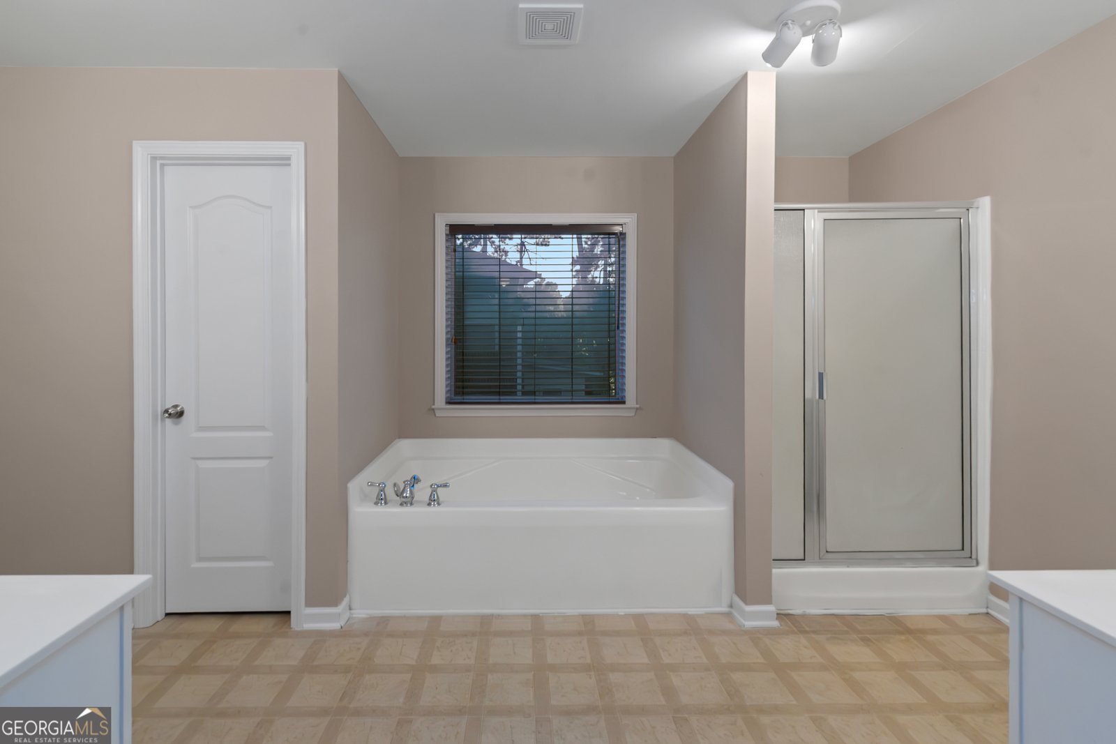 6177 Meadowwood Drive Morrow - 20