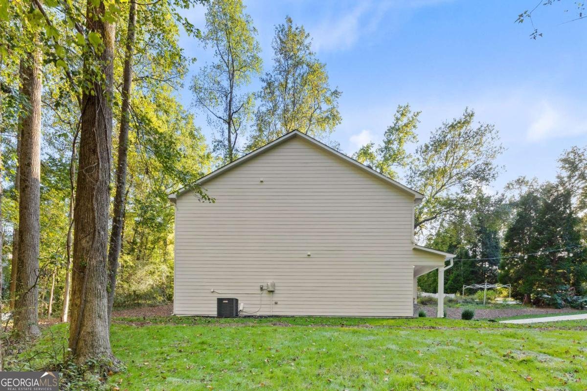 3617 Victoria Drive Buford - 39