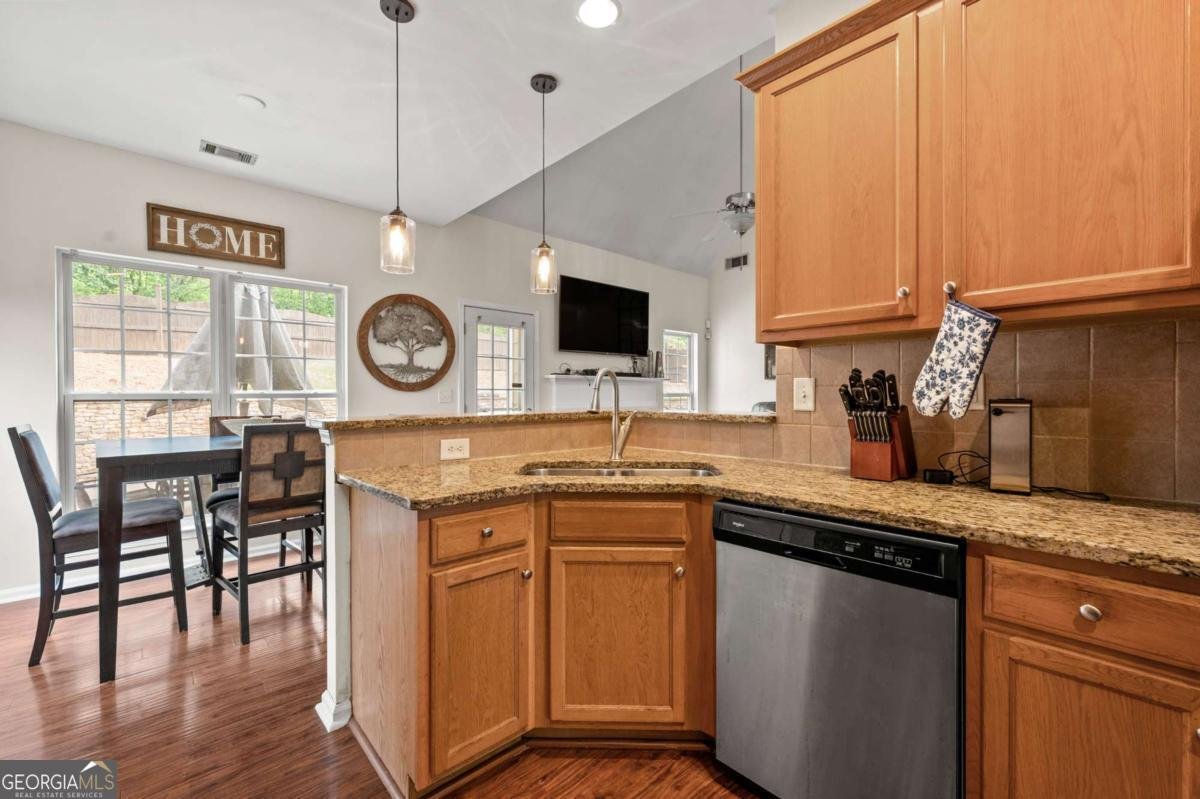 272 William Nye Drive Atlanta - 8