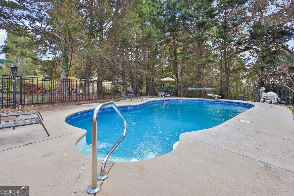 5126 Cash Road Flowery Branch - 3