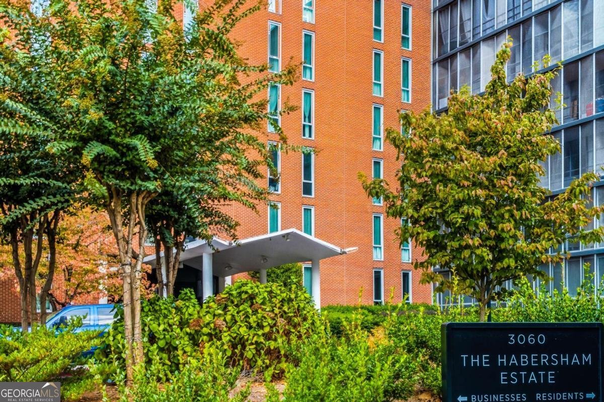 3060 PHARR COURT NORTH Atlanta - 19