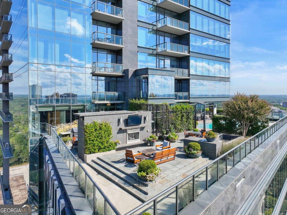 3630 Peachtree Road Atlanta - 53