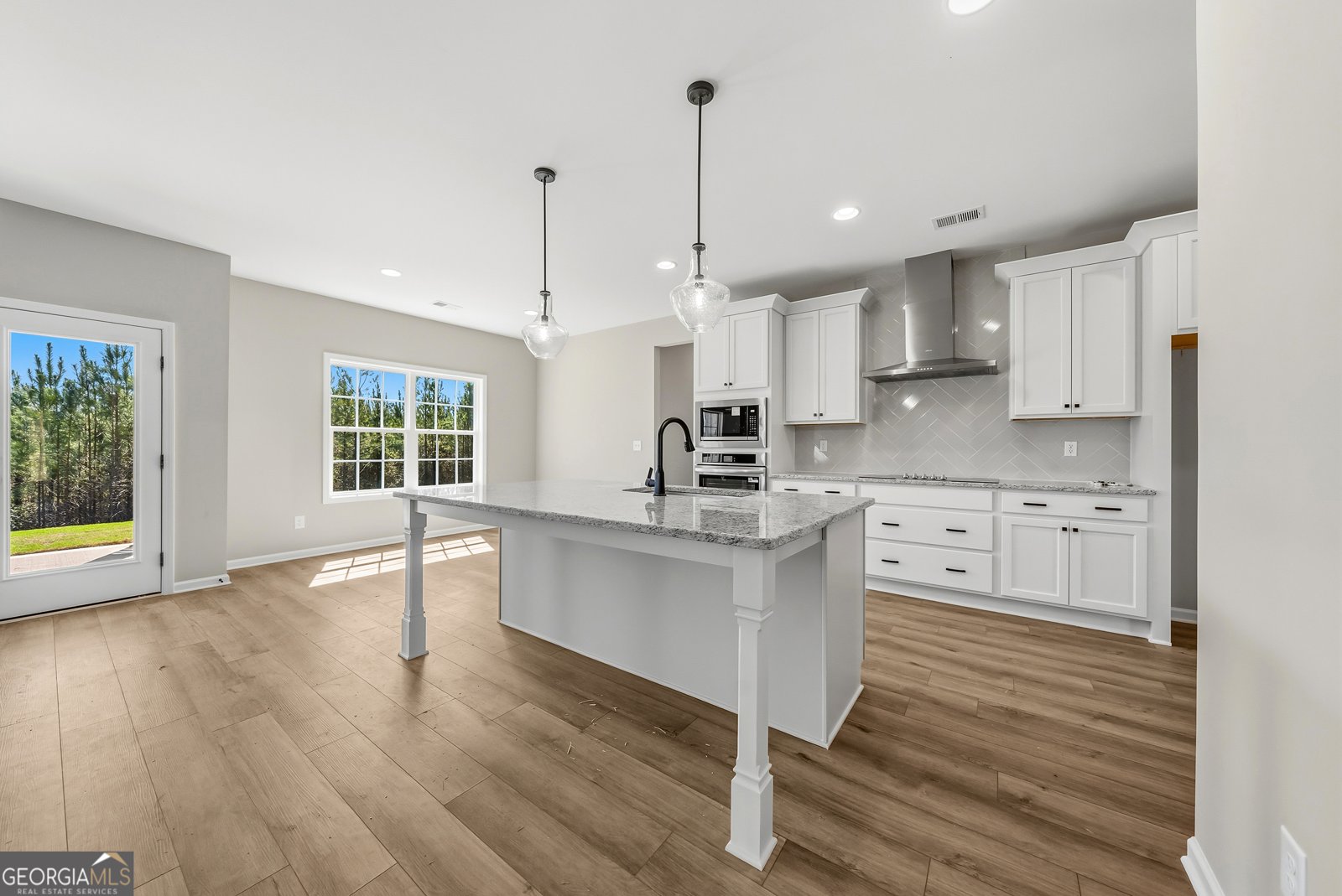 98 Hawkeye Trail Fortson - Photo 7