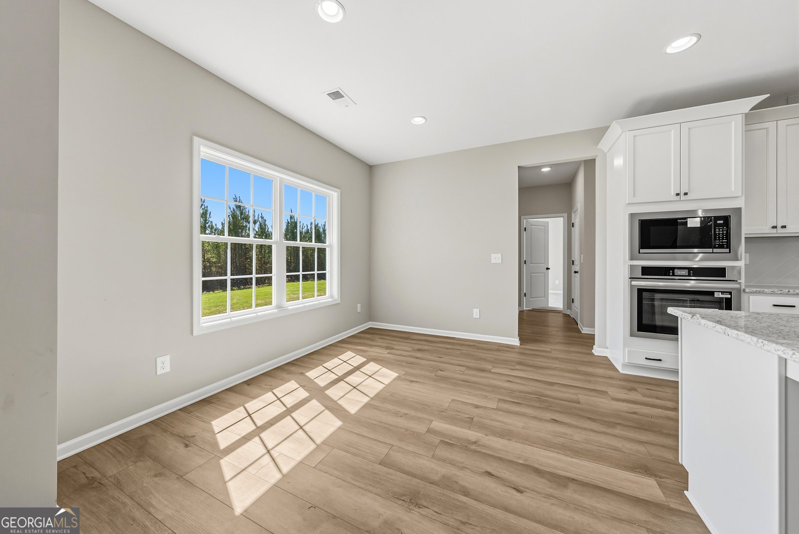 98 Hawkeye Trail Fortson - Photo 9