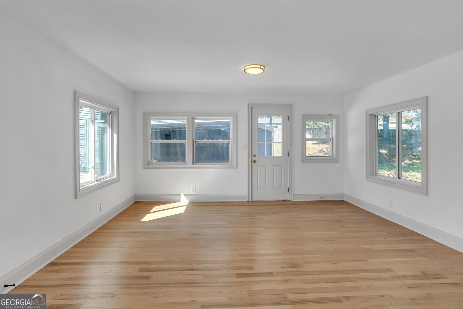 2638 Cleburne Parkway Powder Springs - 26