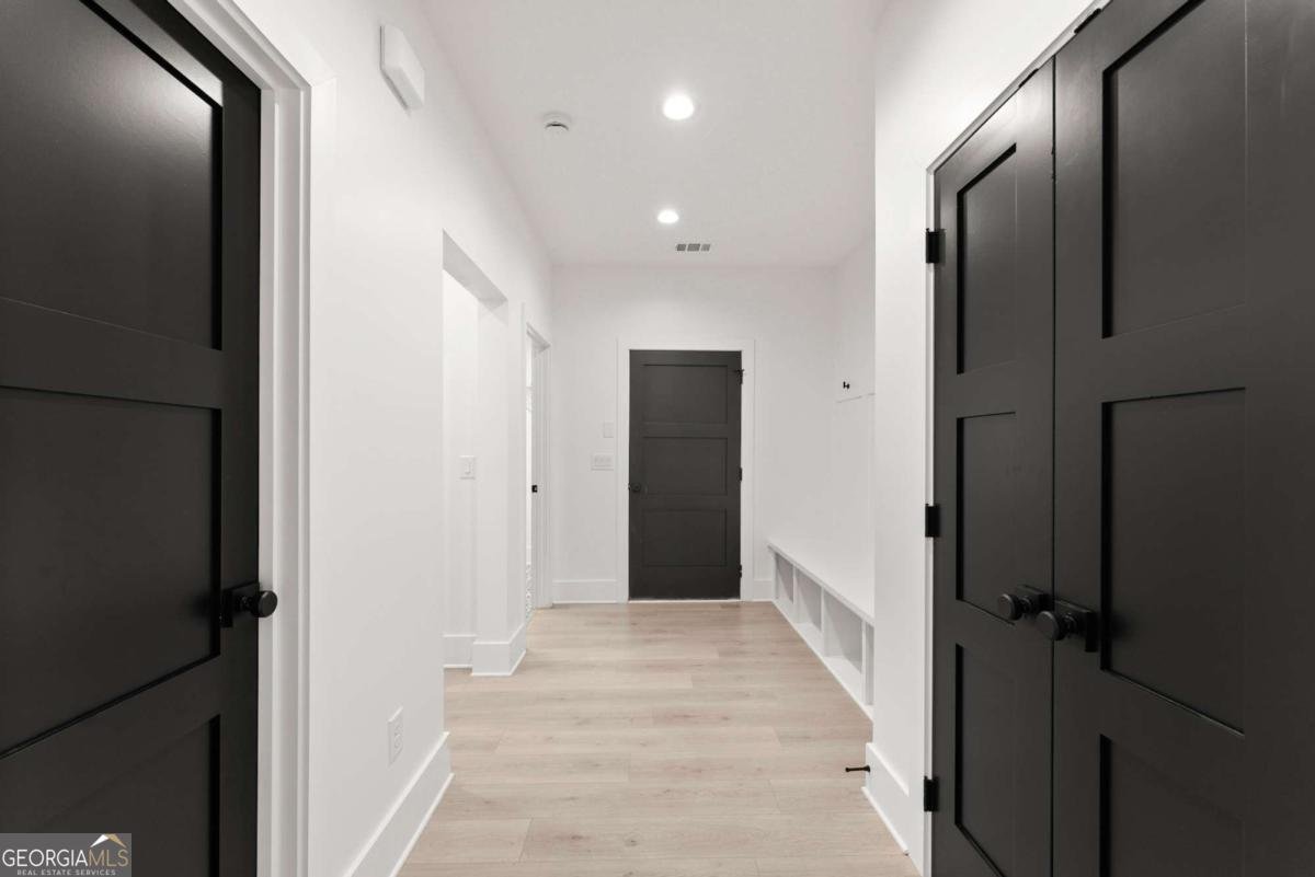 151 South Pointe Drive Hartwell - 11