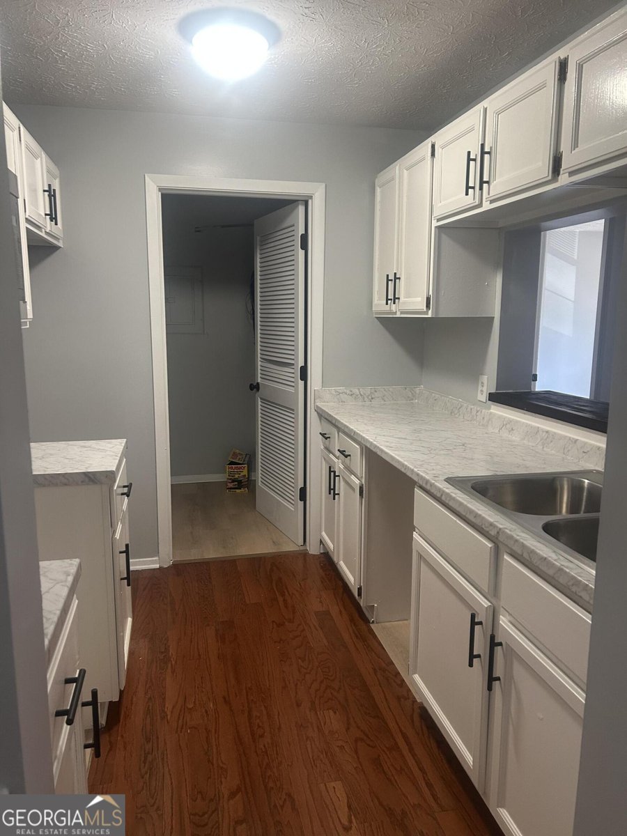 5516 Mountain Springs Circle Stone Mountain - 7