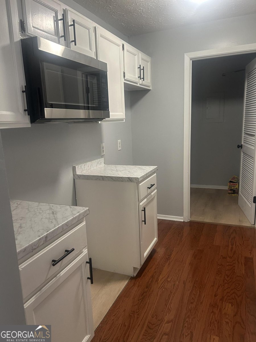 5516 Mountain Springs Circle Stone Mountain - 8