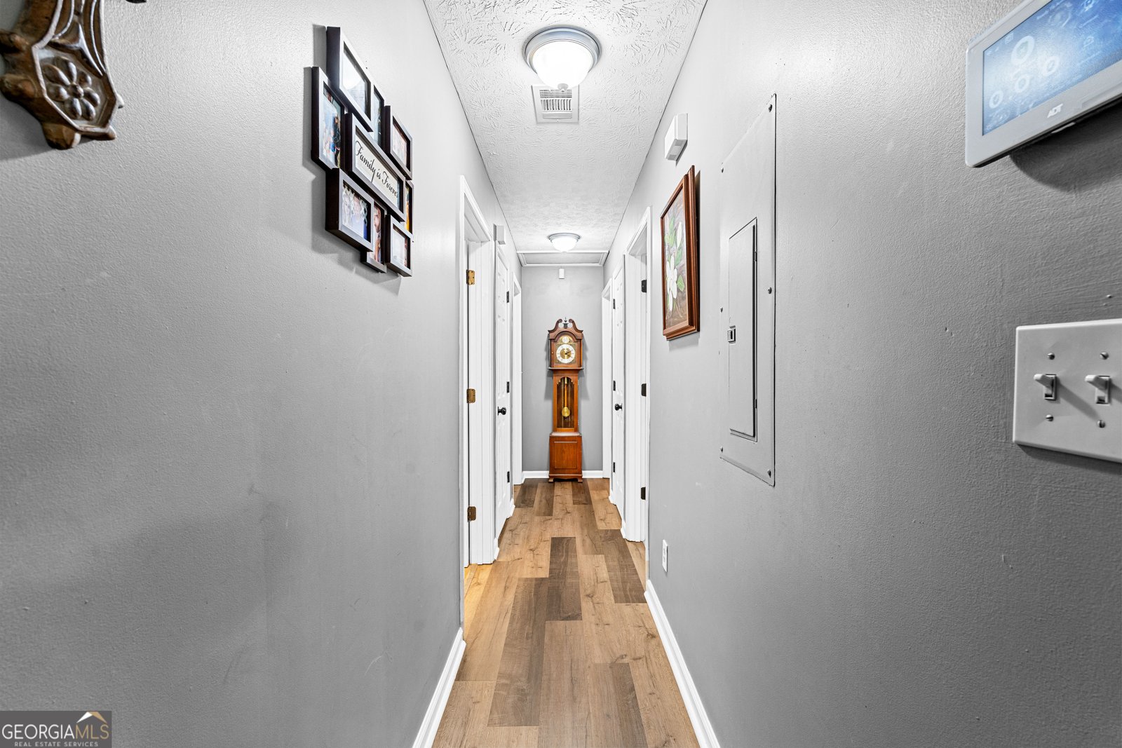 249 Reed Road West Point - 17