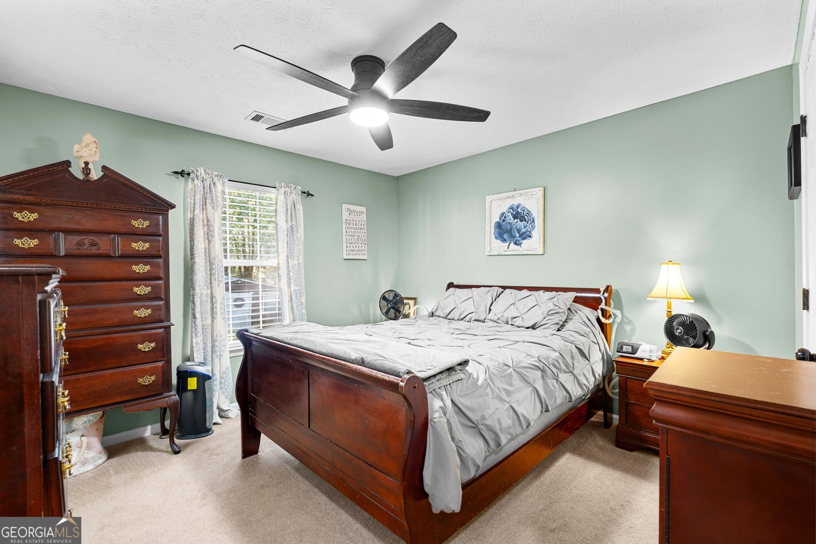249 Reed Road West Point - 18