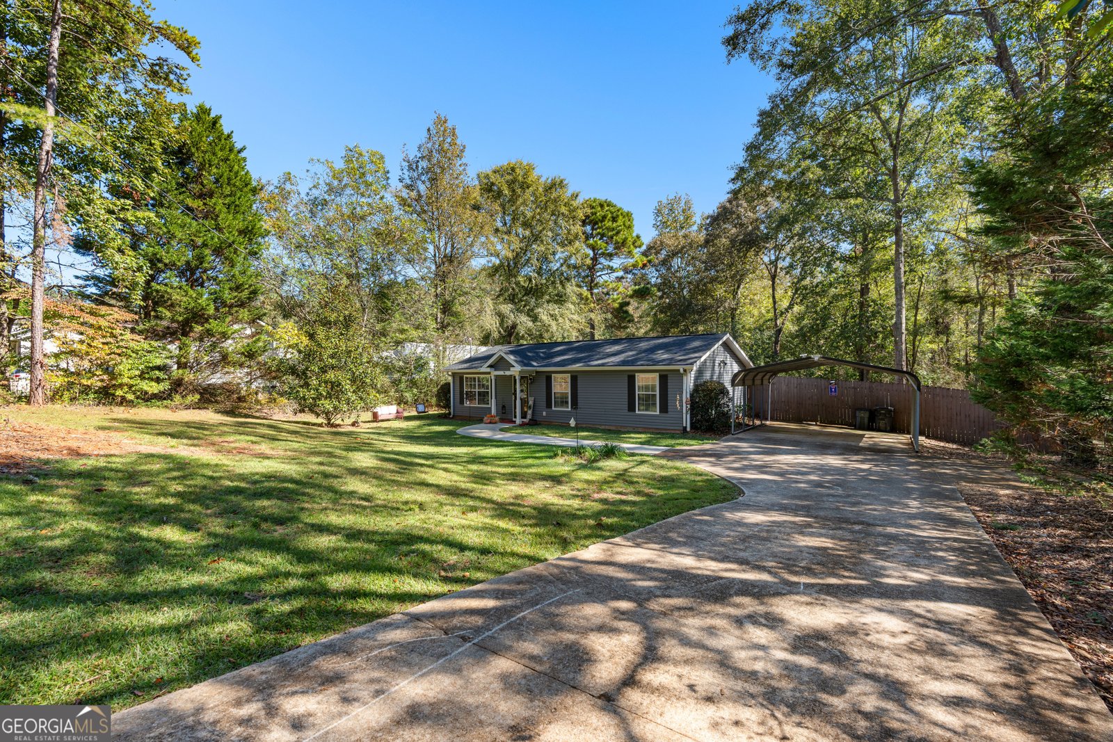 249 Reed Road West Point - 3