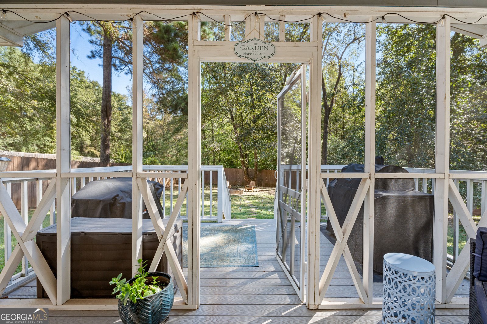 249 Reed Road West Point - 32