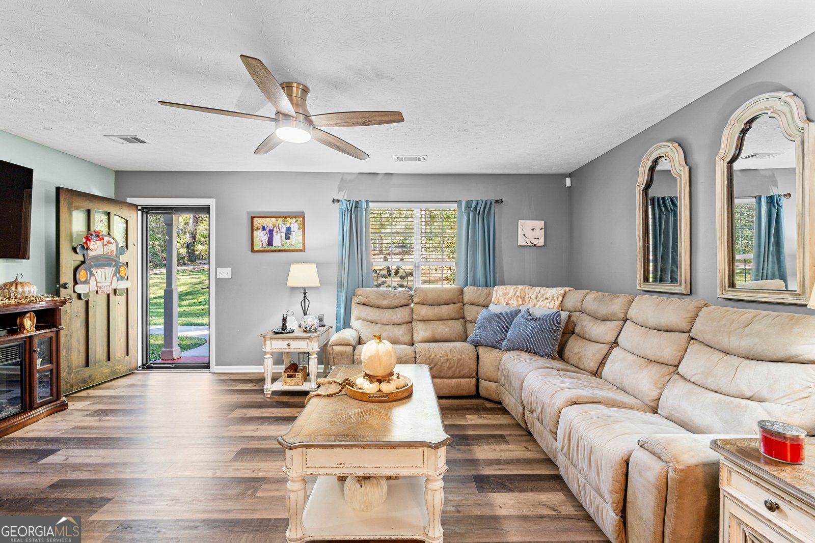 249 Reed Road West Point - 6