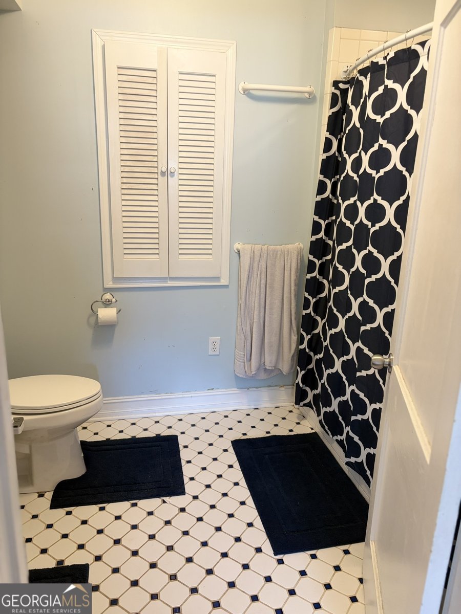 80 Baugh Street Commerce - 15
