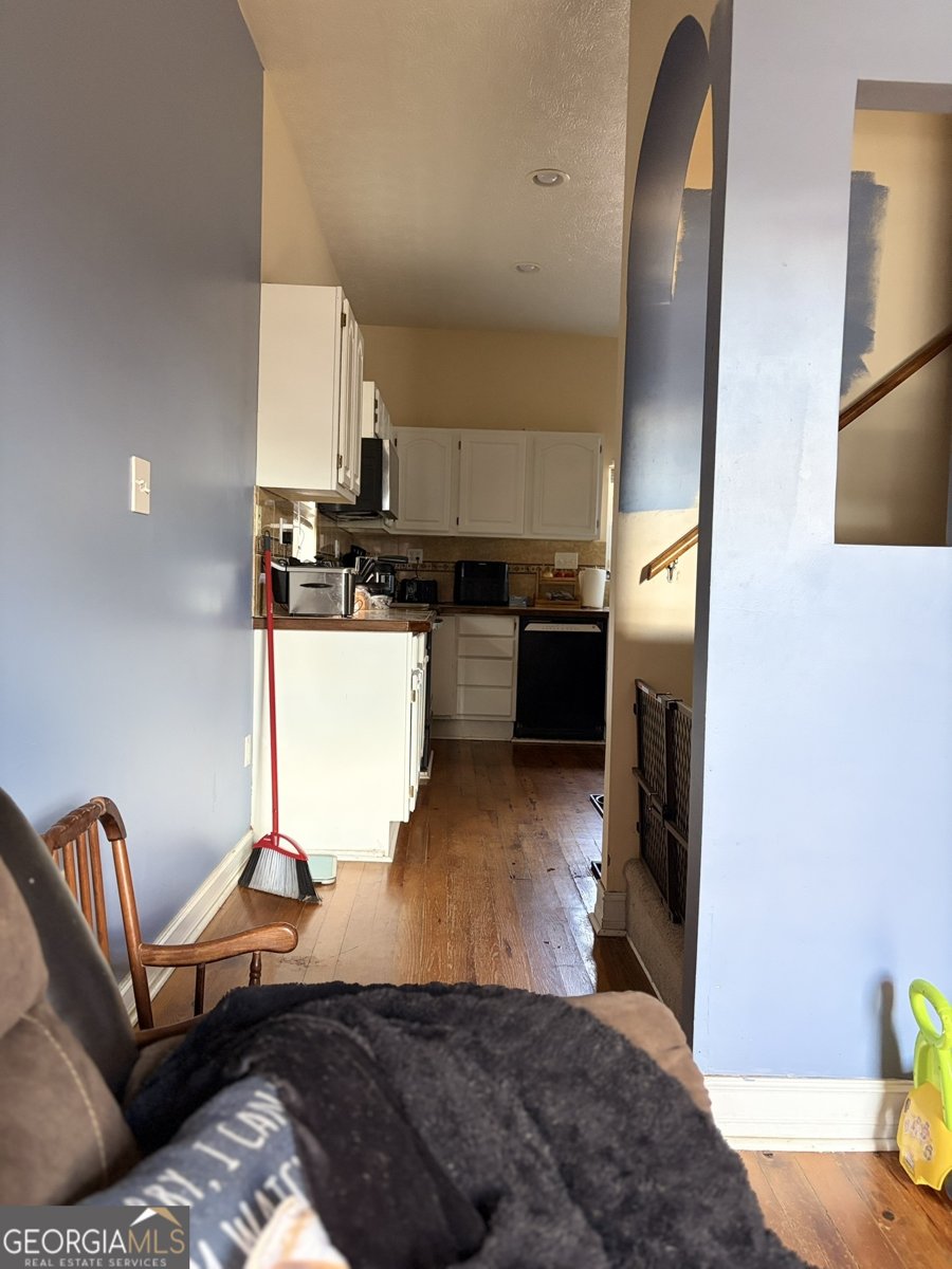 80 Baugh Street Commerce - 16