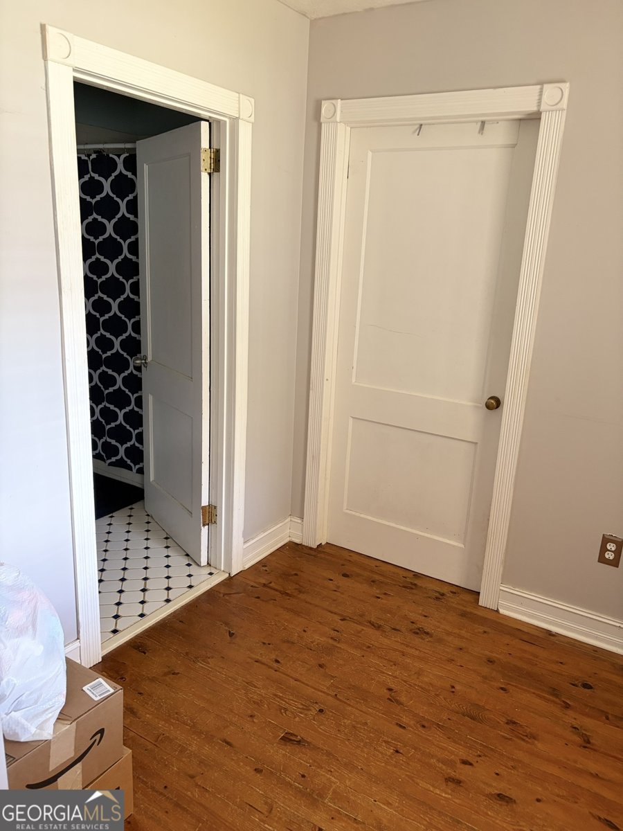 80 Baugh Street Commerce - 7