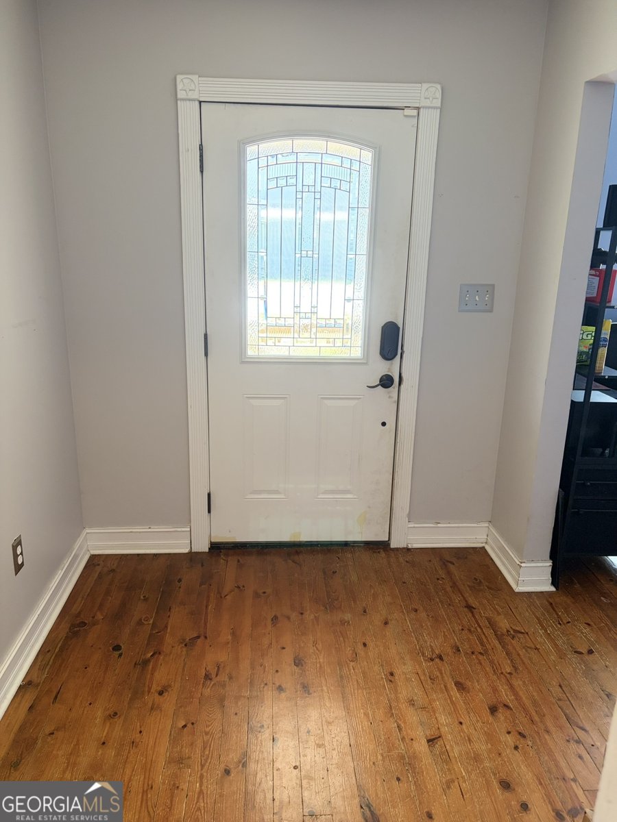 80 Baugh Street Commerce - 8