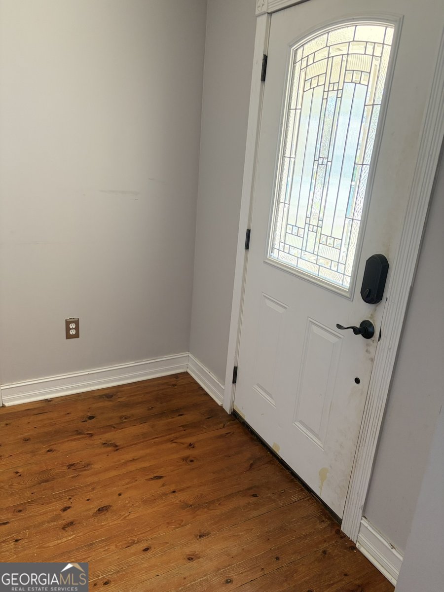 80 Baugh Street Commerce - 9
