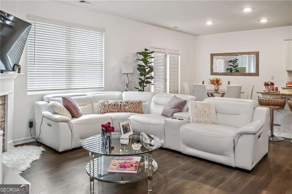 5457 Barberry Avenue Oakwood - 11