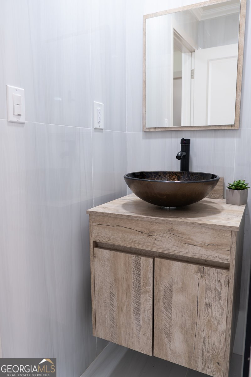 2793 Gresham Road Atlanta - 40