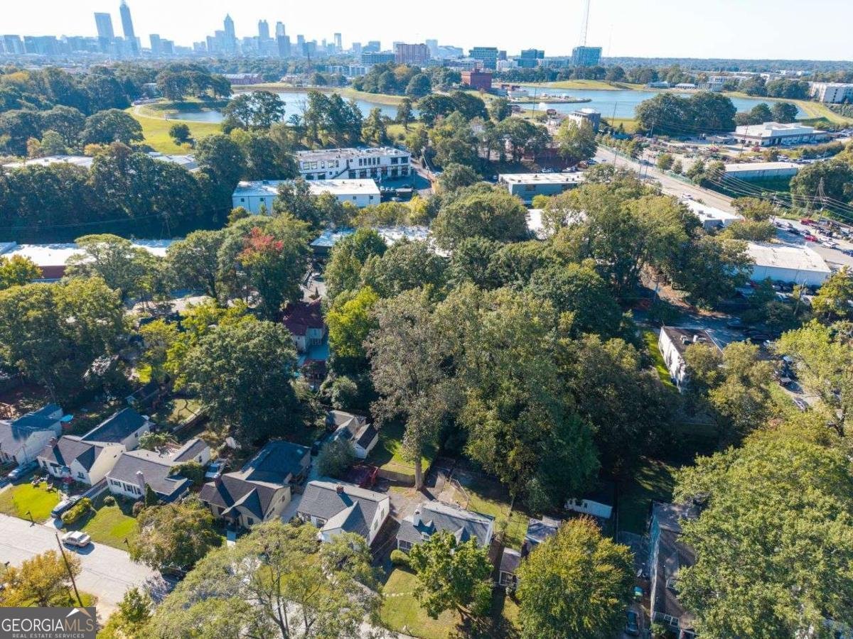 800 BERKELEY Avenue Atlanta - 27