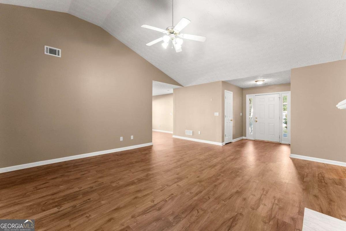 1032 Harbins Pass Drive Dacula - 10