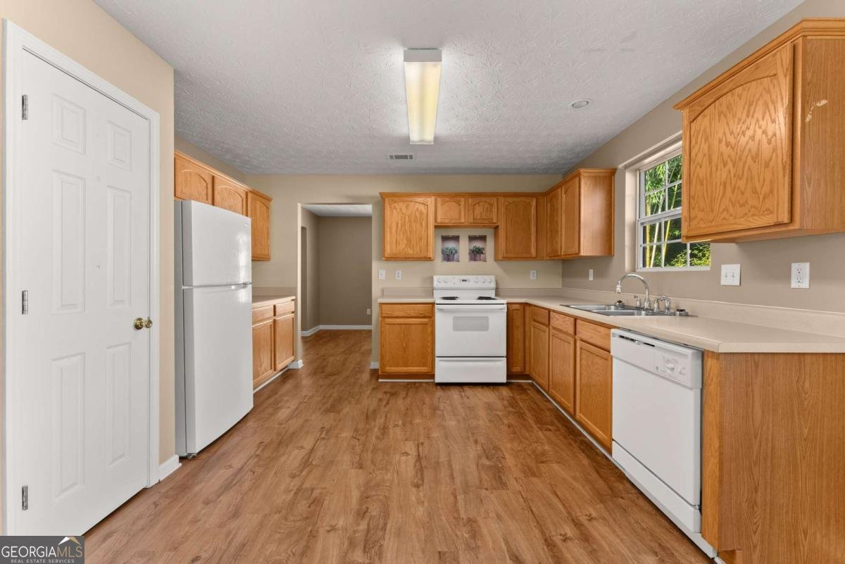 1032 Harbins Pass Drive Dacula - 14