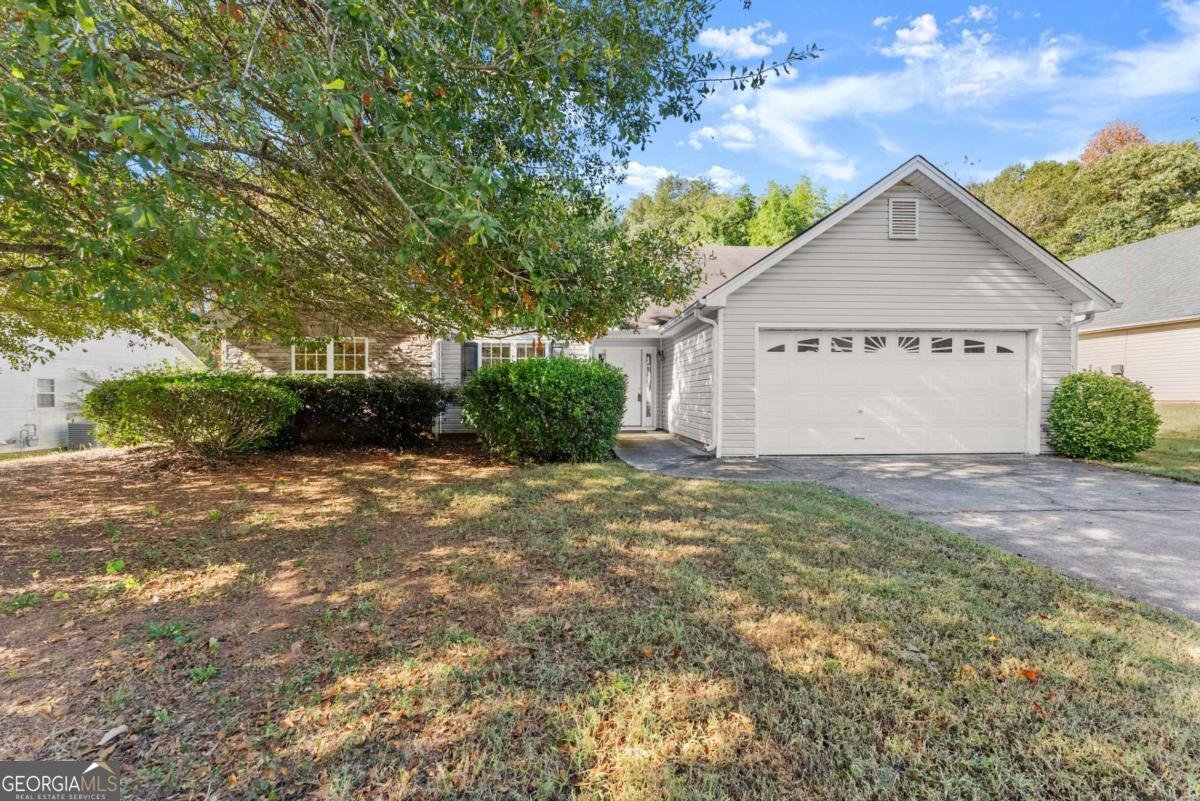 1032 Harbins Pass Drive Dacula - 2