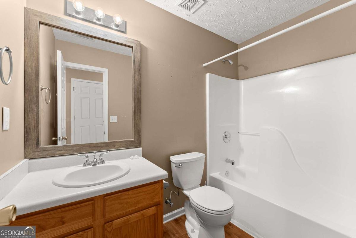 1032 Harbins Pass Drive Dacula - 21