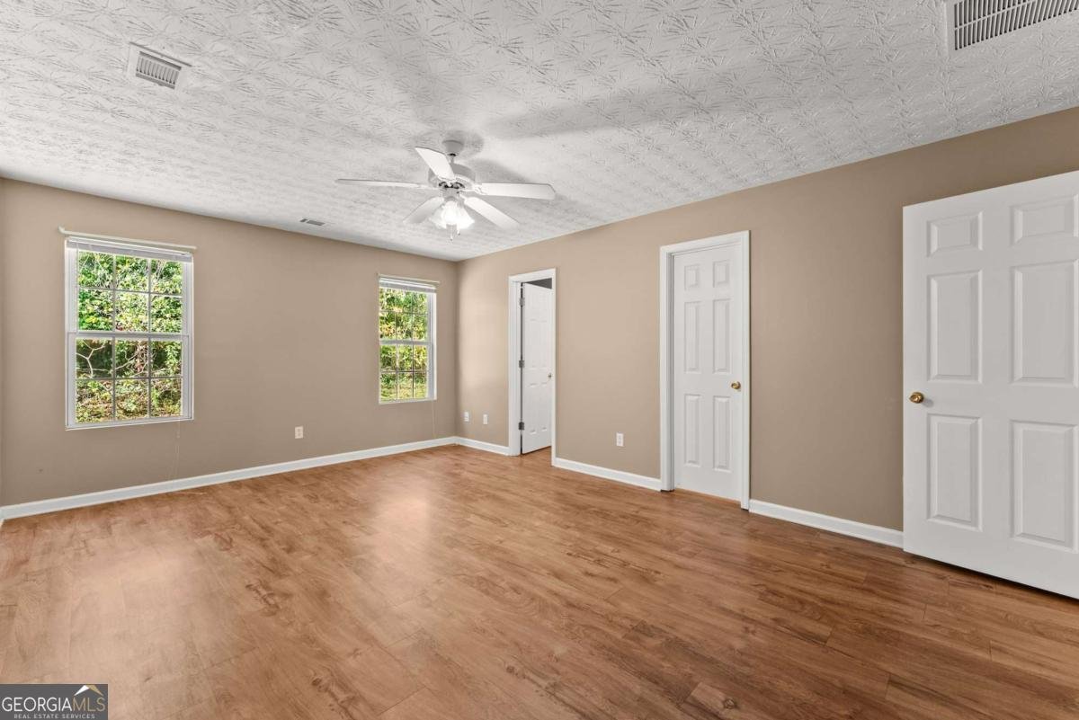 1032 Harbins Pass Drive Dacula - 28