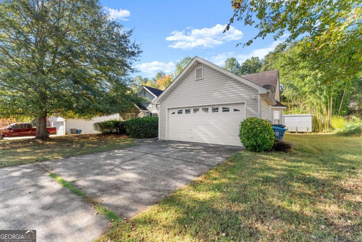 1032 Harbins Pass Drive Dacula - 3