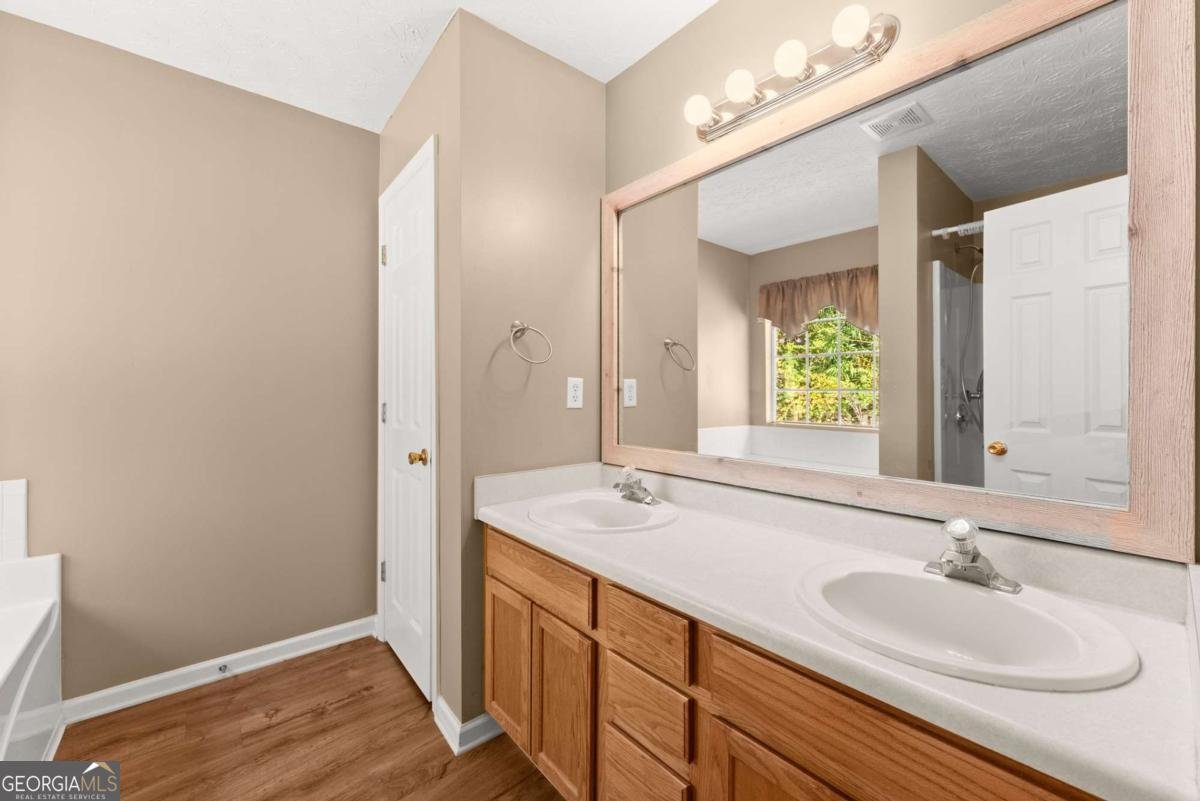 1032 Harbins Pass Drive Dacula - 31