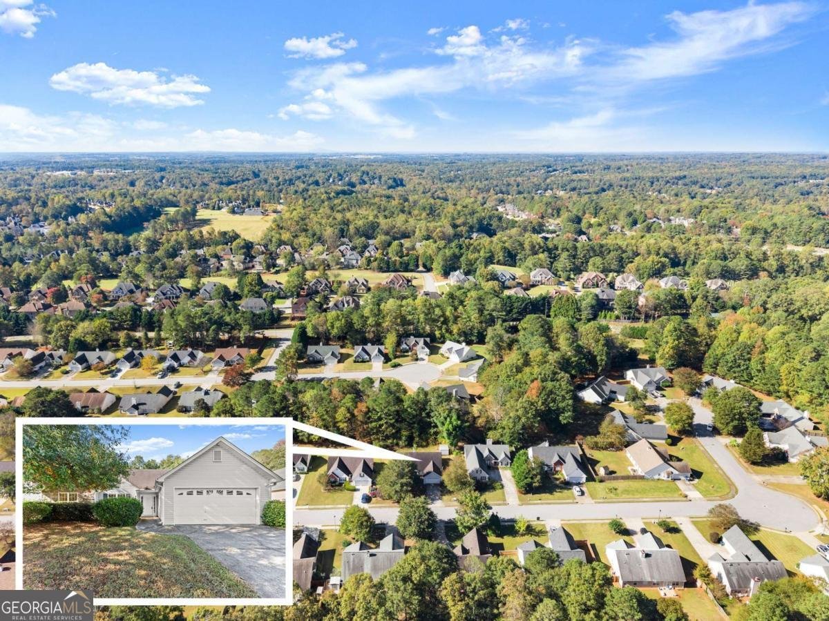 1032 Harbins Pass Drive Dacula - 42