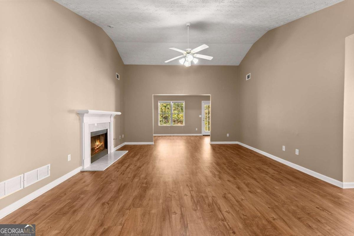1032 Harbins Pass Drive Dacula - 7