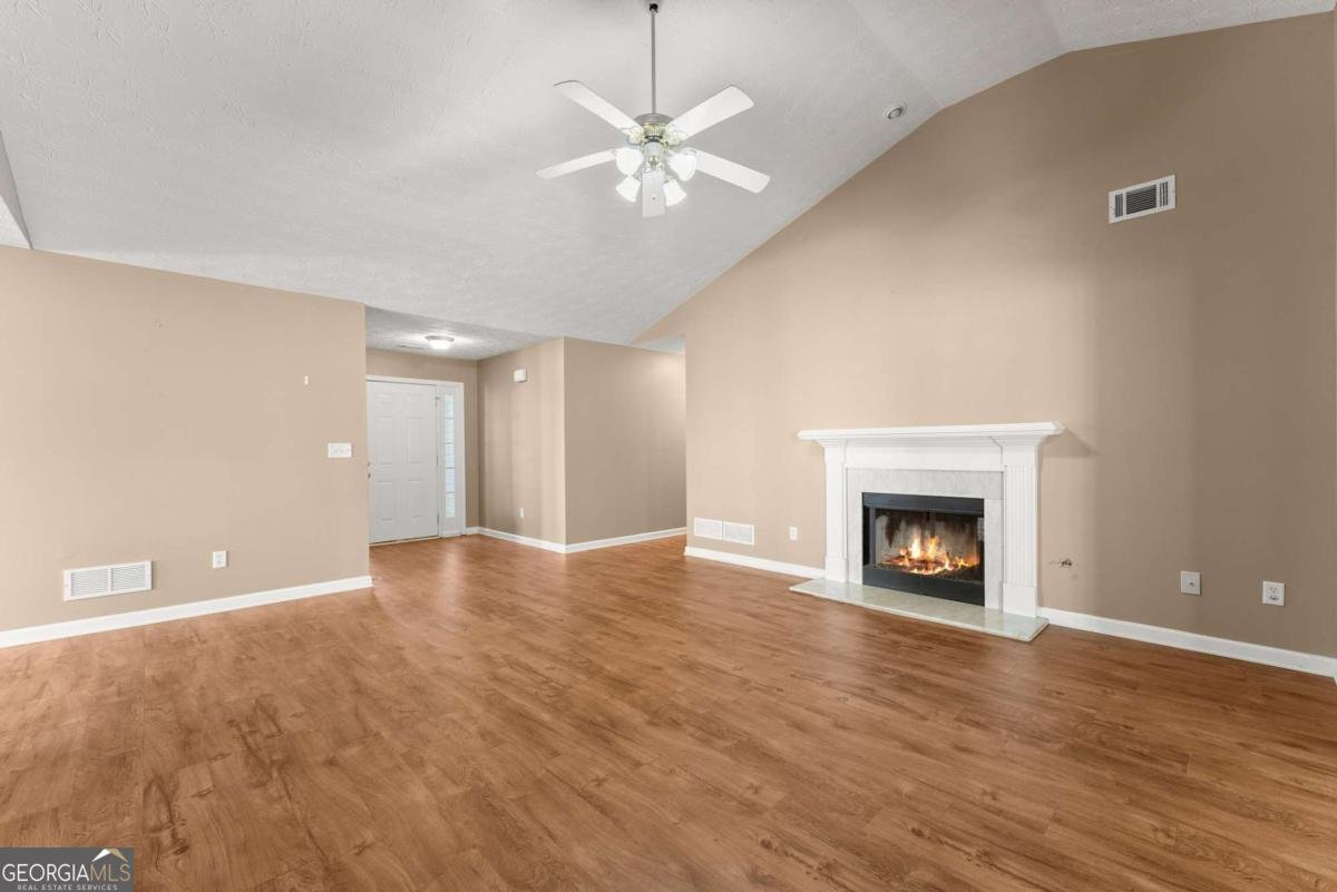 1032 Harbins Pass Drive Dacula - 9