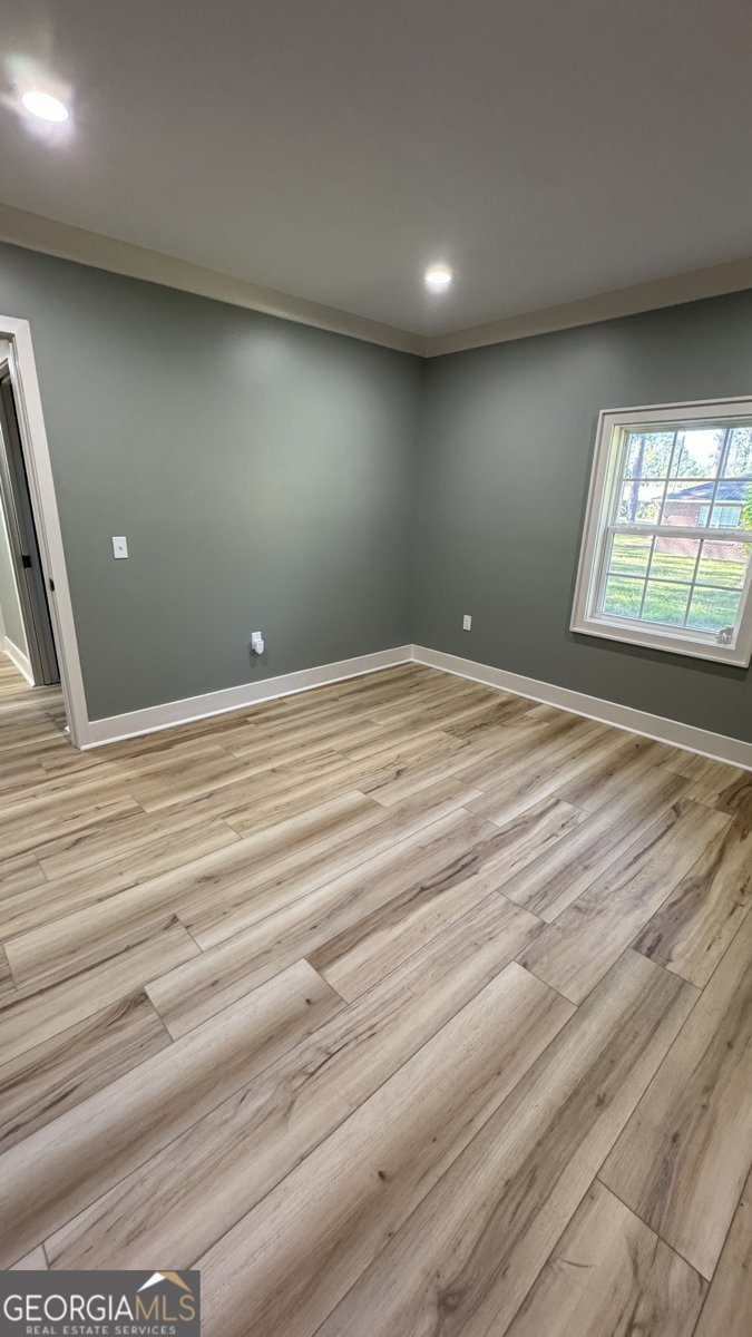 306 Wesley Avenue Lyons - 12