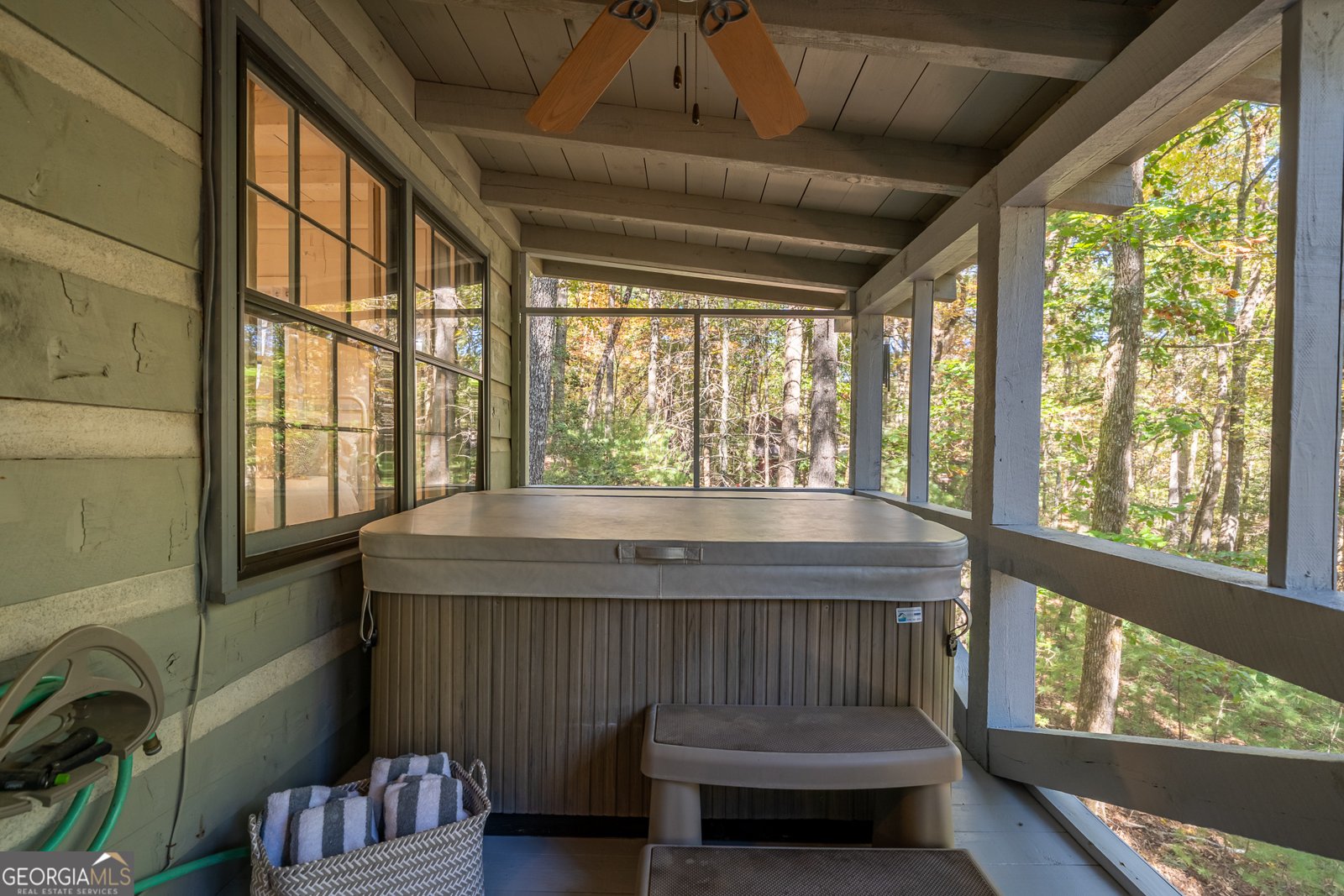 250 Chinkapin Drive Blue Ridge - 27