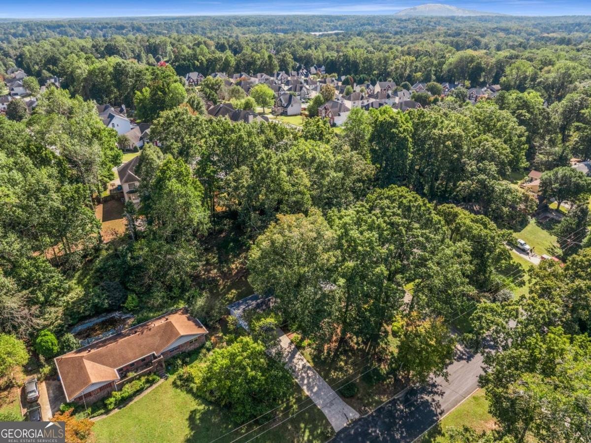 4406 Hale Drive Lilburn - 51