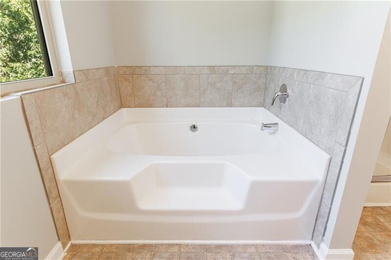 6535 Woodwell Drive Union City - 30