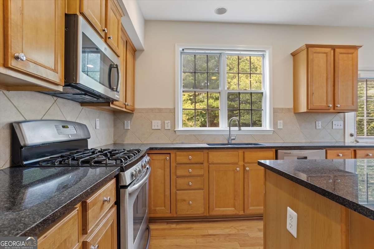 645 Earlham Drive Suwanee - 20