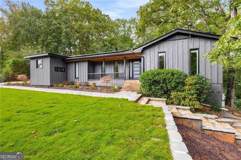 3025 Creek Court Roswell - 1