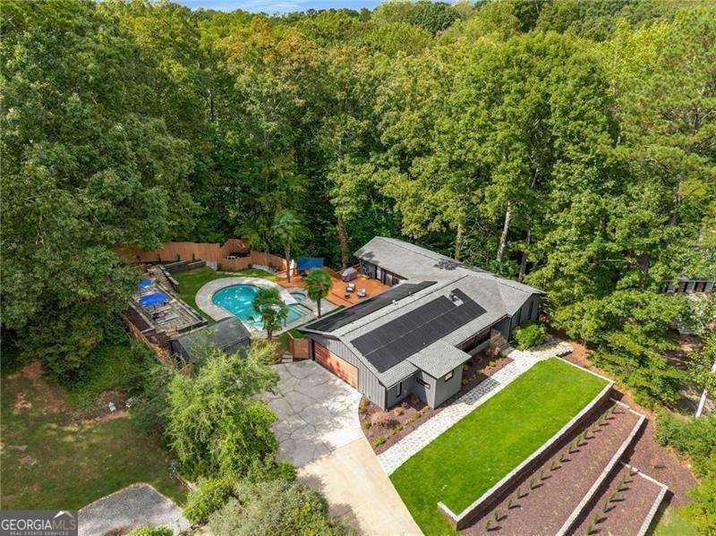 3025 Creek Court Roswell - 2