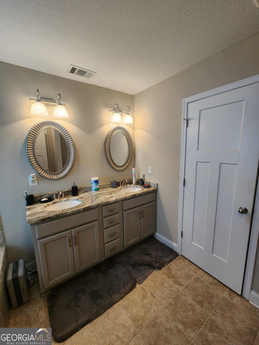 117 Hawks Ridge Trace Byron - 12