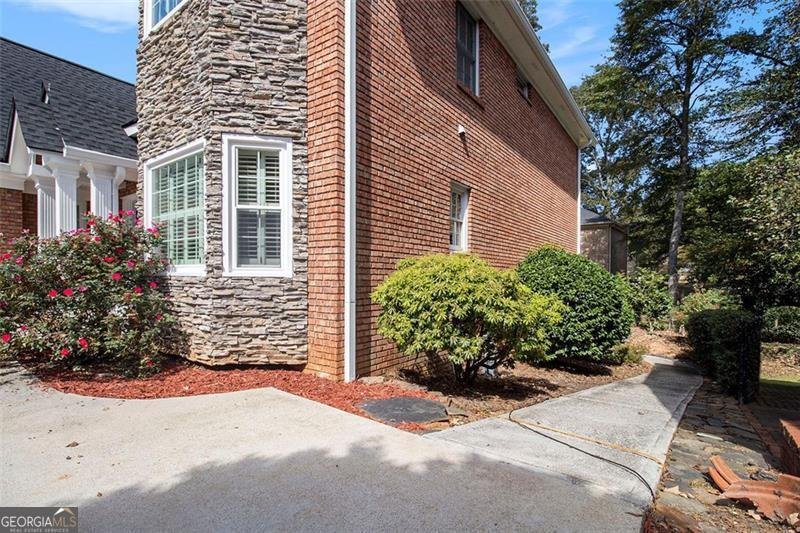 2520 SUMMEROAK Drive Tucker - 4