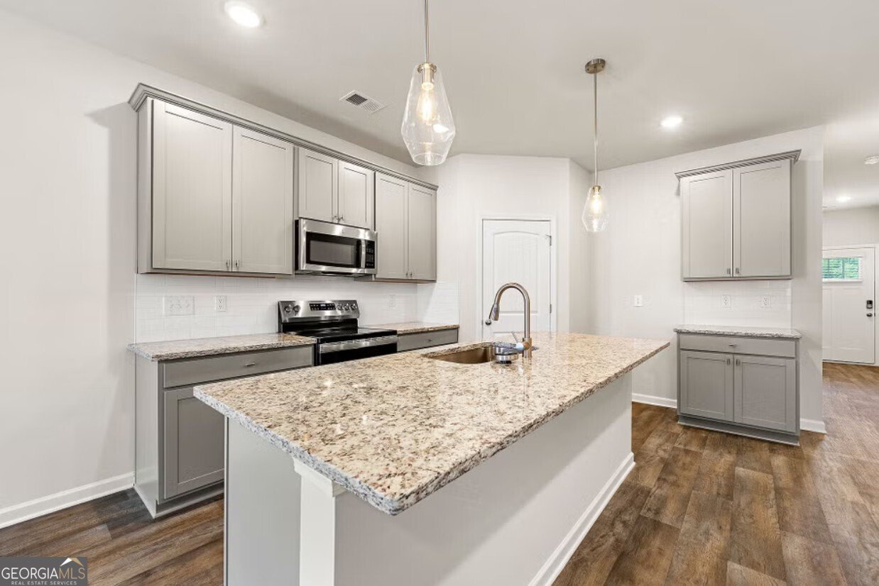 8365 Columbia Court Palmetto - 5